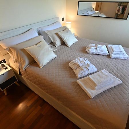 Serravalle d'Asti Aura Loving Home Con 4 Posti Letto, Cucina Completa, Terrazzo Ed Un Grande Parco Verde מראה חיצוני תמונה