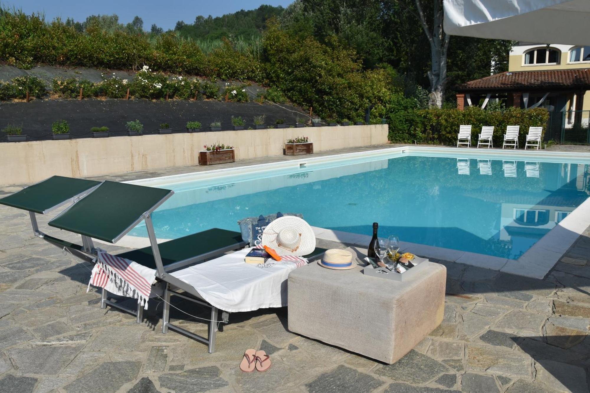 Serravalle d'Asti Aura Loving Home Con 4 Posti Letto, Cucina Completa, Terrazzo Ed Un Grande Parco Verde מראה חיצוני תמונה
