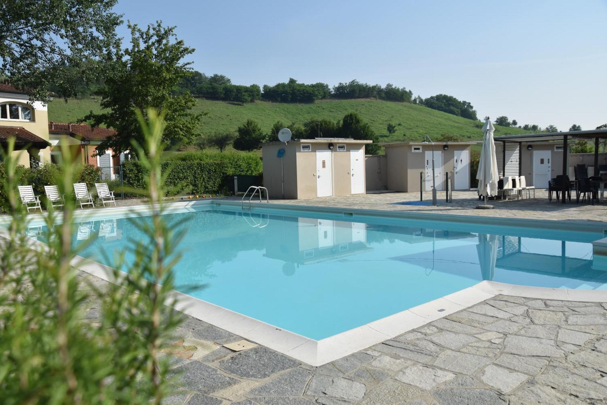 Serravalle d'Asti Aura Loving Home Con 4 Posti Letto, Cucina Completa, Terrazzo Ed Un Grande Parco Verde מראה חיצוני תמונה