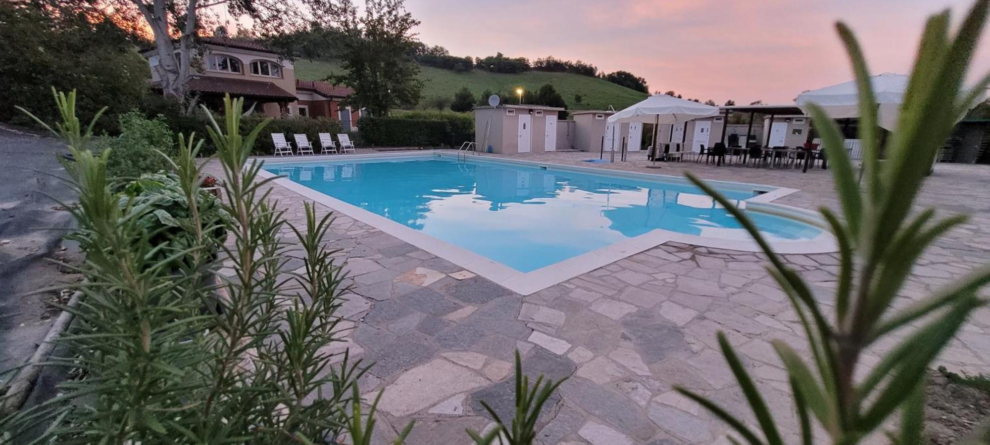 Serravalle d'Asti Aura Loving Home Con 4 Posti Letto, Cucina Completa, Terrazzo Ed Un Grande Parco Verde מראה חיצוני תמונה
